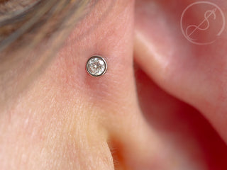 Bezel diamond threadless end in platinum,  2mm