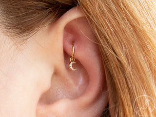 Ayla moon charm with gen diamonds rose gold