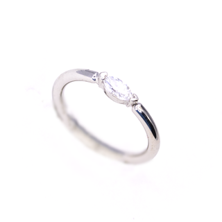 Marquise gem ring with CZ in white gold, 18g 5/16"