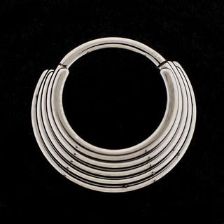 Array stacked shield hinged ring in titanium, 16g