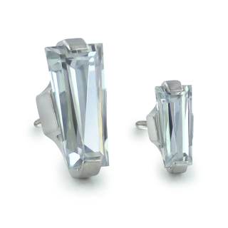 Baguette prong threadless end in titanium