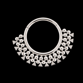 Kattri filagree hinged ring in titanium, 16g